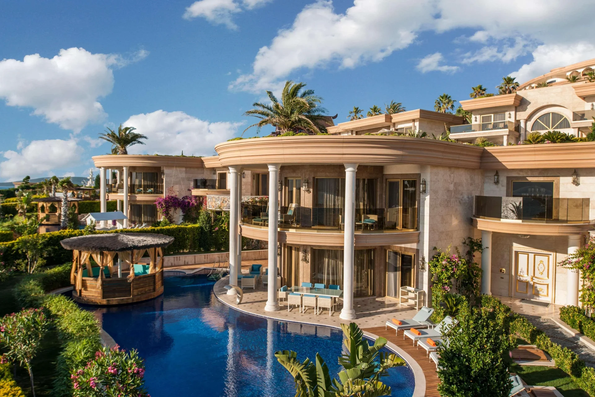 Grand Villa